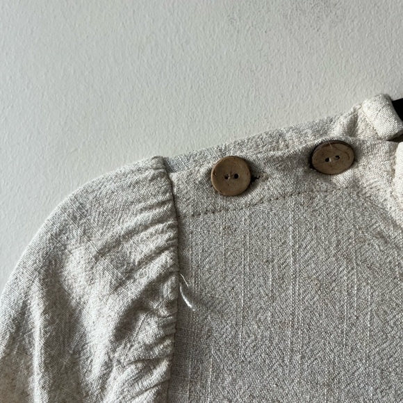 Dagg & Stacey Linen Top - Picture 2 of 10